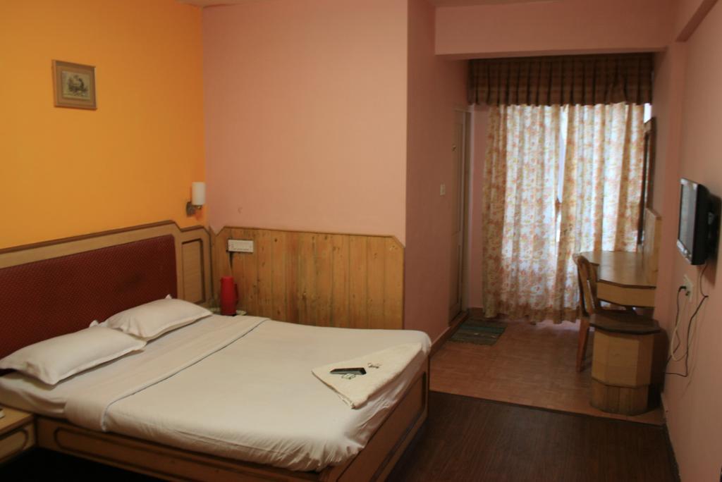 J'S Heritage Kullu Room photo